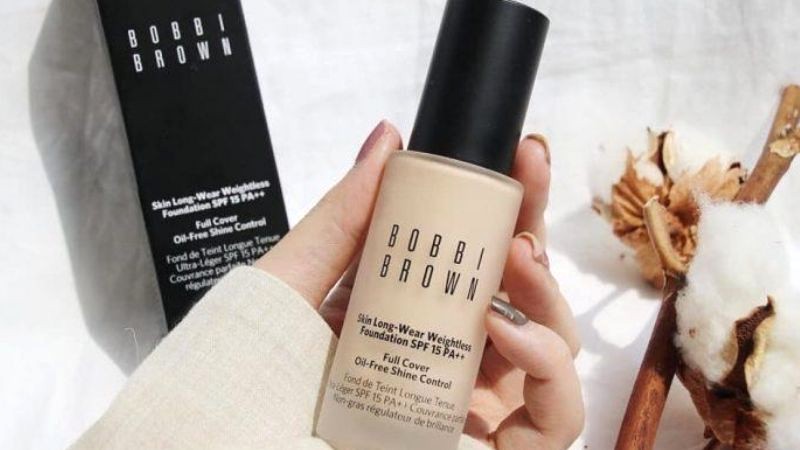 Kem nền Bobbi Brown Skin Longwear