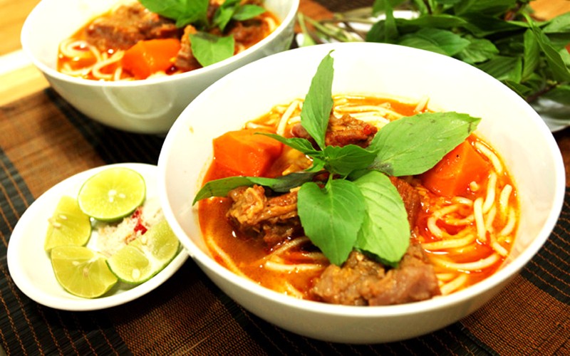 Bún bò cay