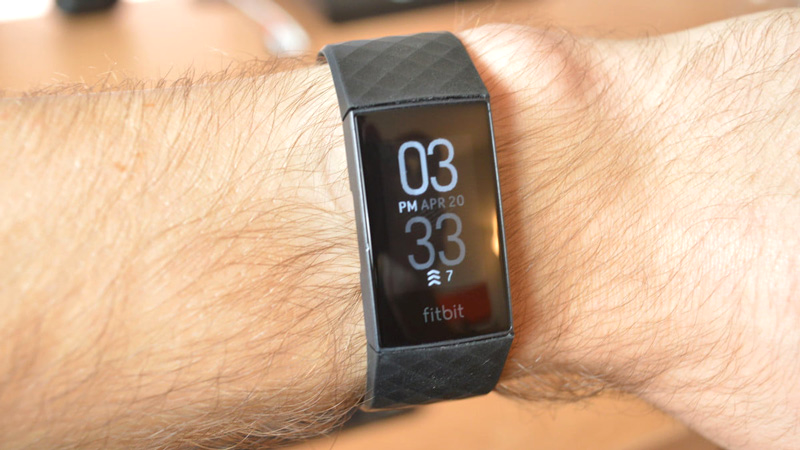 Fitbit Charge 4