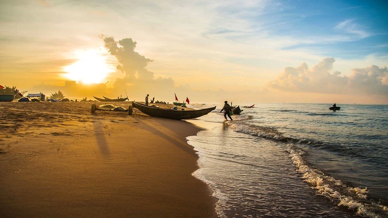 Bãi biển Hồ Cóc: Yên bình, đẹp lạ.