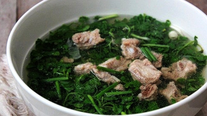 Canh cải xoong nấu sườn