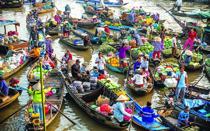 Chợ nổi Long Xuyên