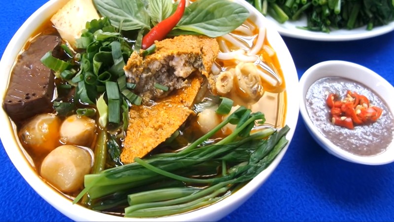 Canh bún rau củ