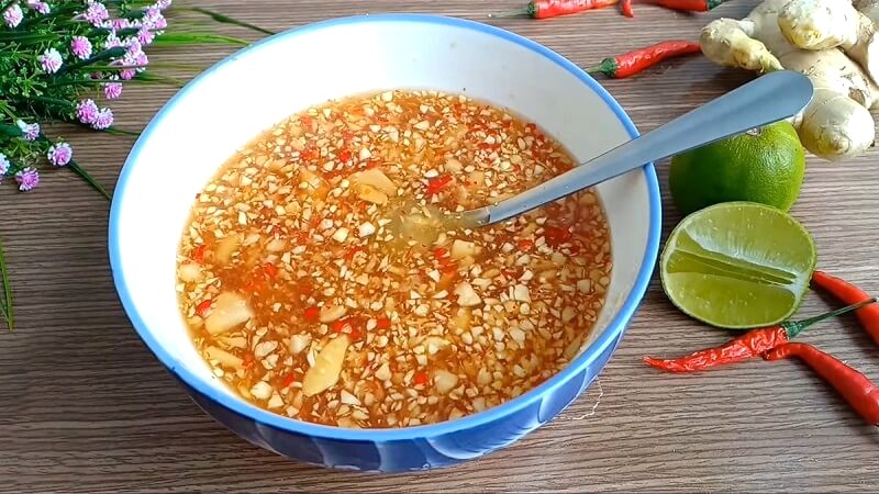 Pha nước chấm vịt luộc ngon chuẩn vị nhà làm
