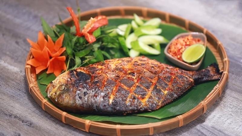 Cá chim nướng giấy bạc