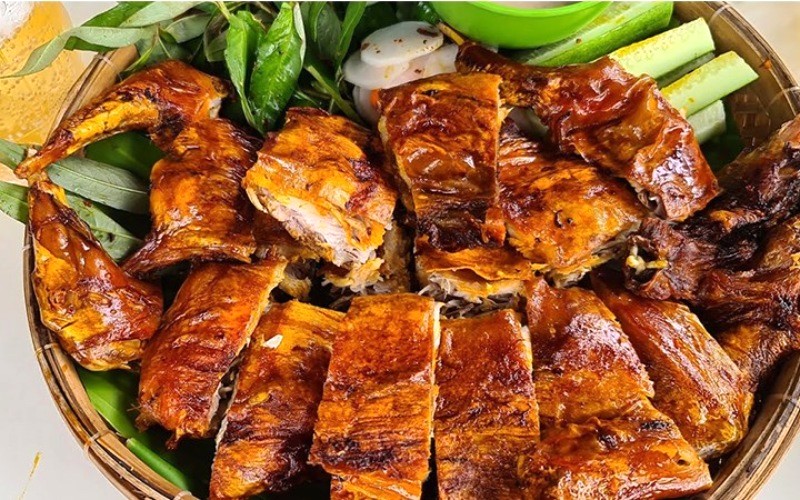Thành phẩm thịt thỏ rán ngũ vị