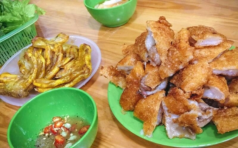 Bánh áp chao, đặc sản Cao Bằng.